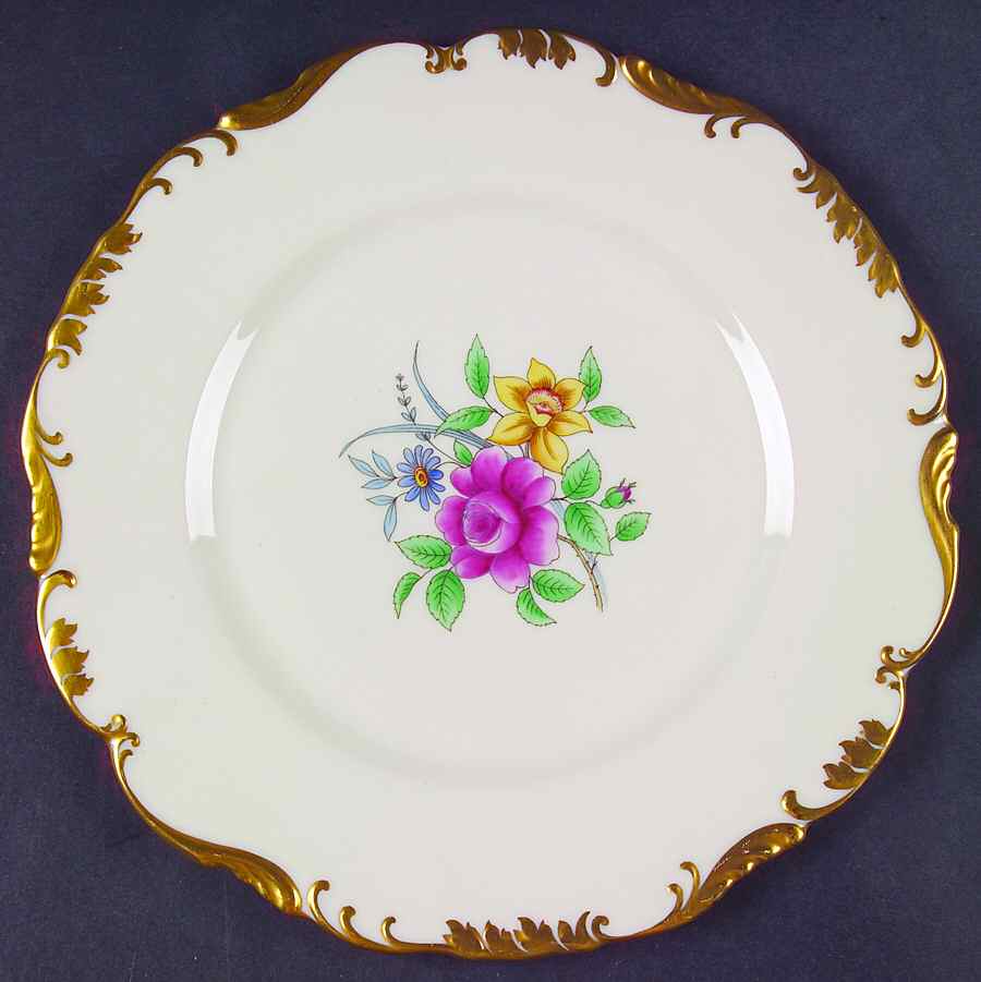 O438 Luncheon Plate by Lenox-1