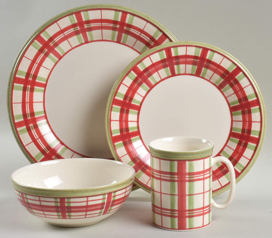 Holiday Gatherings Plaid 4 Piece Place Setting by Lenox-1