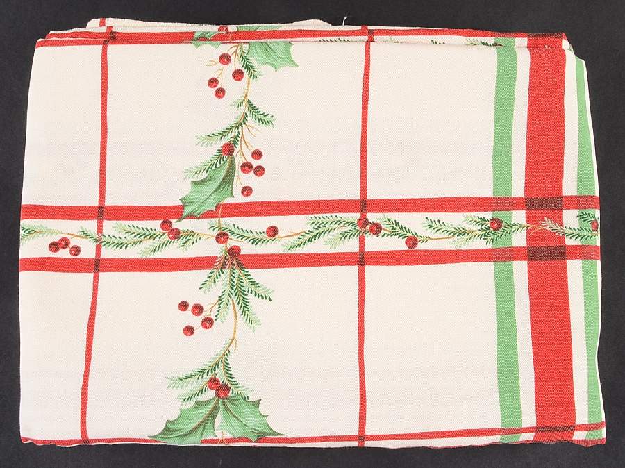 Holiday Gatherings Plaid 60" X 84" Oblong Tablecloth by Lenox-1