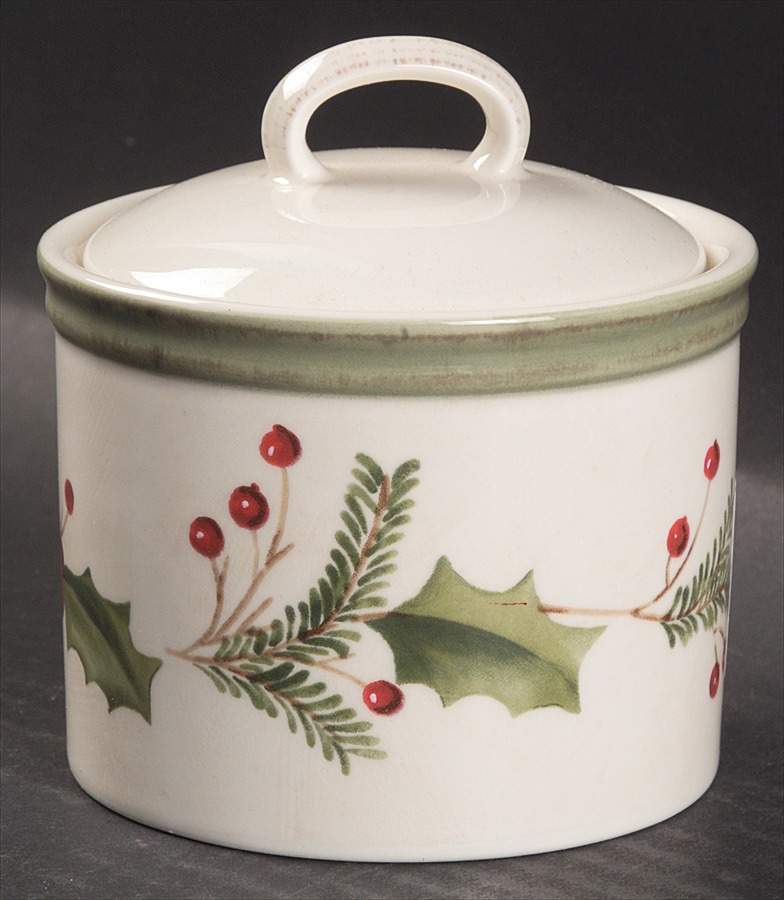 Holiday Gatherings Holiday Berry Sugar Bowl & Lid by Lenox-1