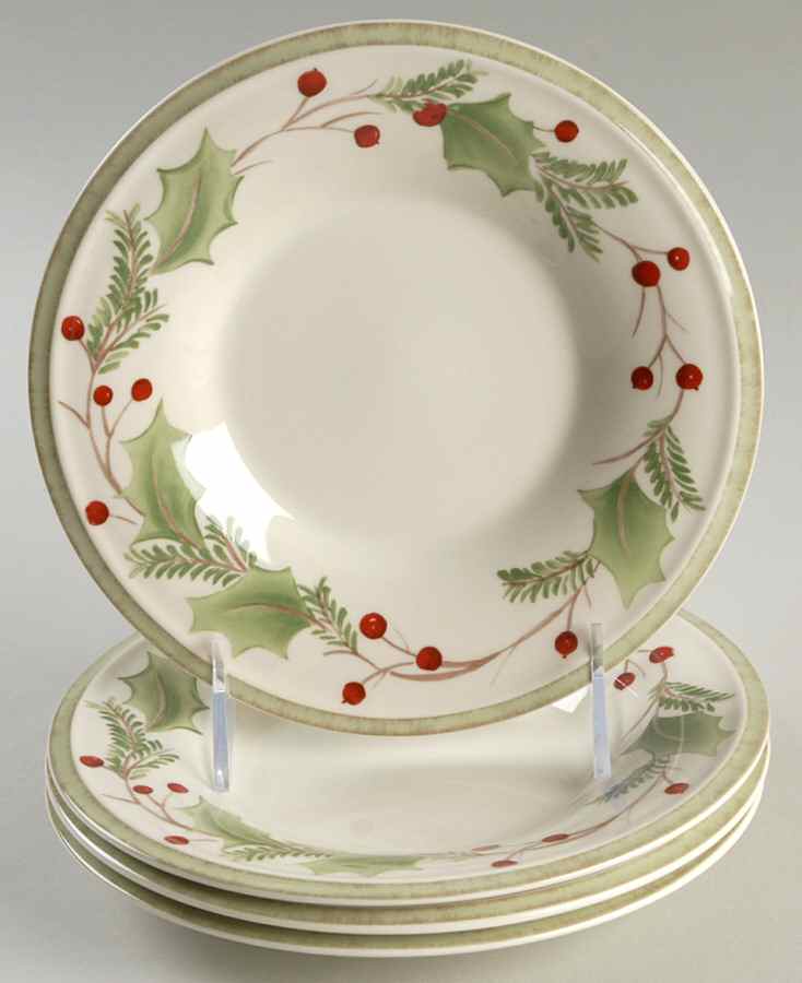 Holiday Gatherings Holiday Berry Dessert/Pie Plate - Set of 4 by Lenox-1