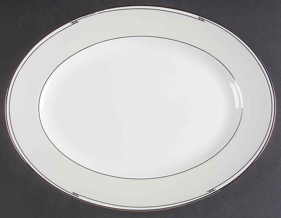 Tesoro 13" Oval Serving Platter by Lenox-1