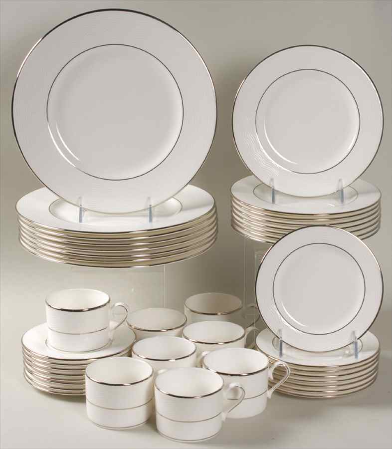 Apropos 40 Piece Set by Lenox-1