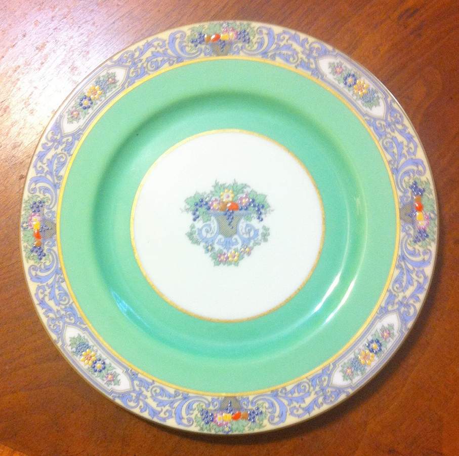 X77G Lettuce Green Dinner Plate by Lenox-1