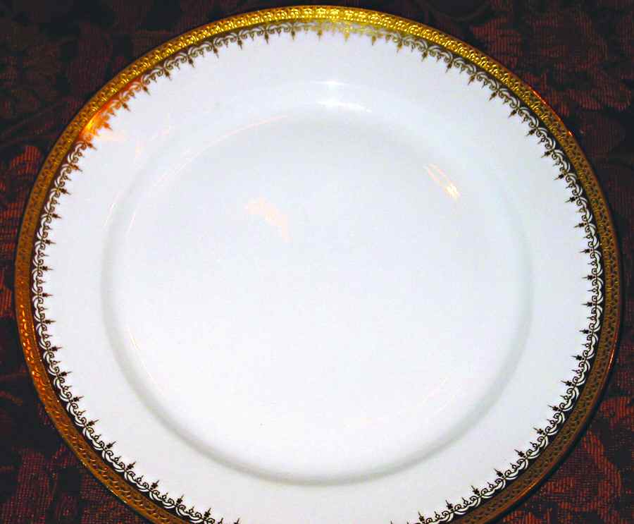 LAT81 Dinner Plate by Latrille-1