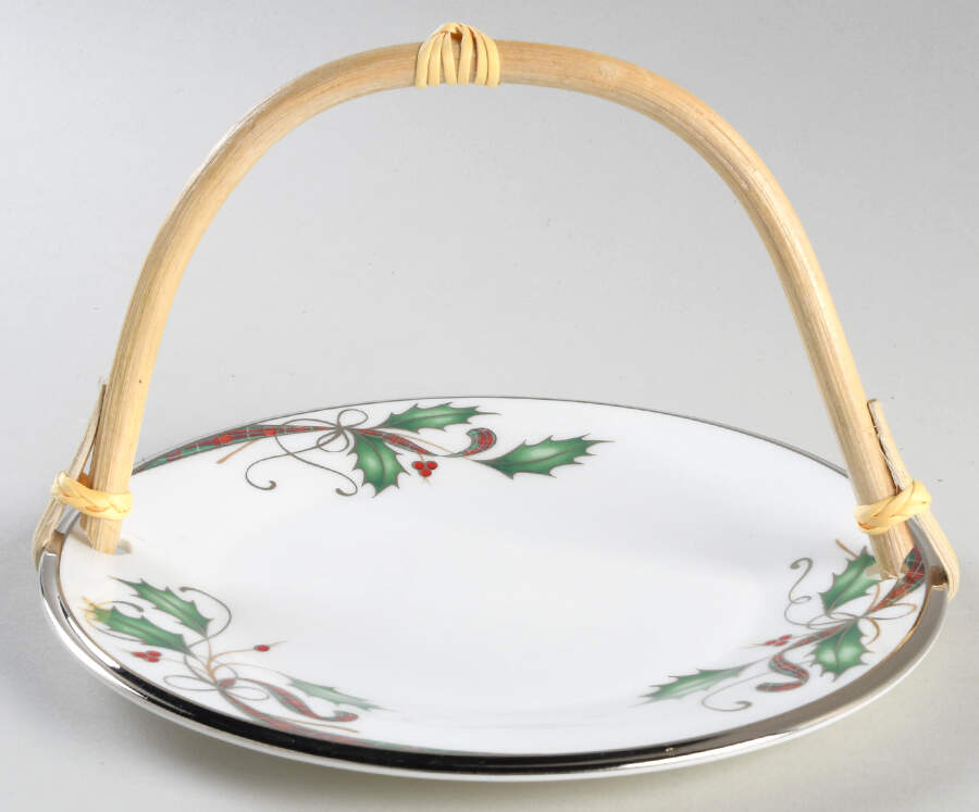 Holiday Nouveau Platinum (White) 5 3/8"-5 5/8" Bamboo Handled Serving Plate  HC by Lenox-1