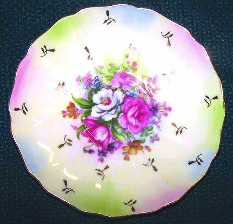 LEF53 Saucer by Lefton-1
