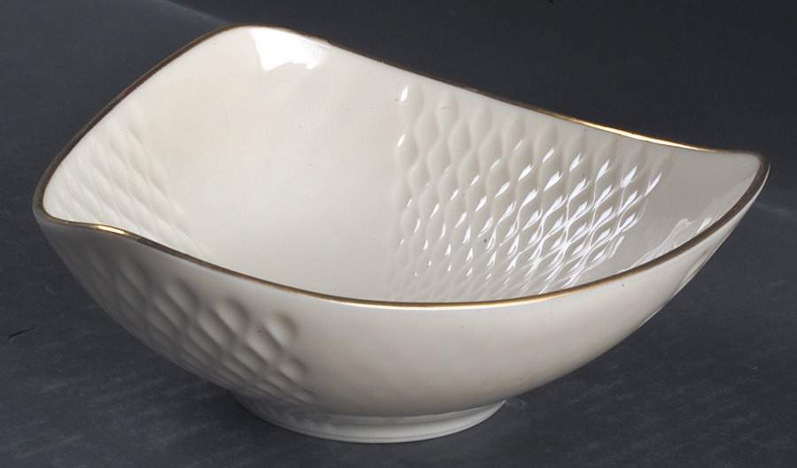 Harlequin Collection 7" Triangular Serving Bowl by Lenox-1