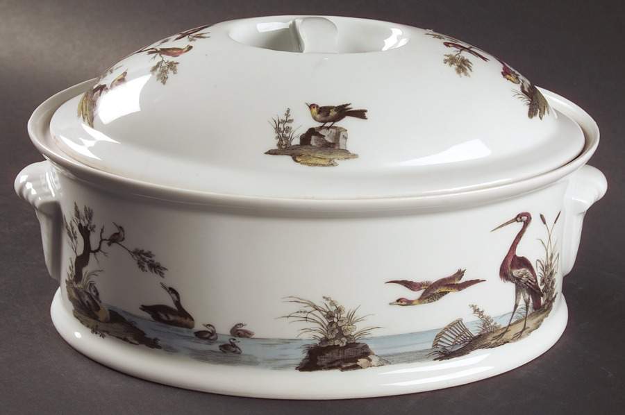 LOL20 2.5 Quart Oval Covered Casserole by Louis Lourioux-1