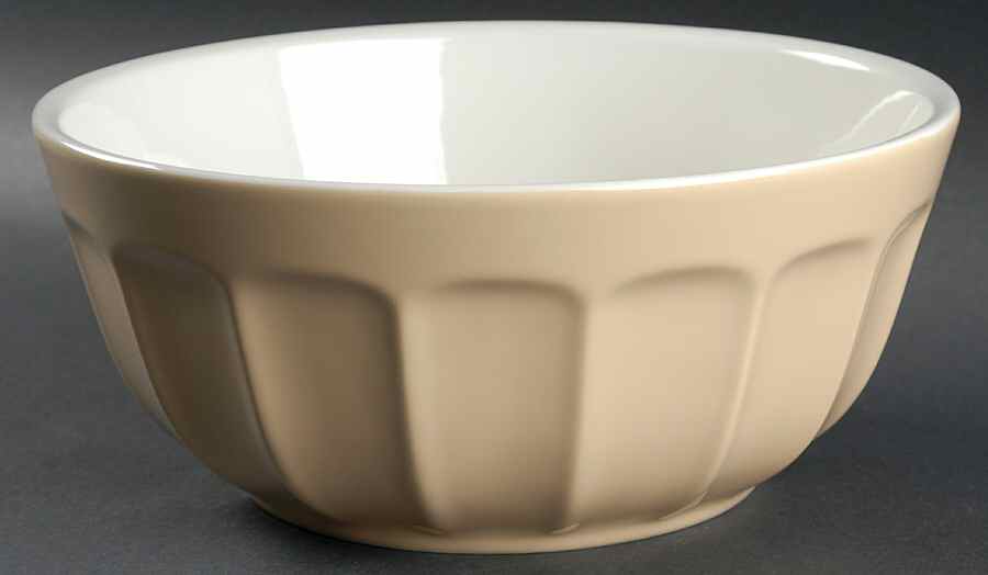 Boxwood Straw 10" Large Salad Serving Bowl by Ralph Lauren China-1