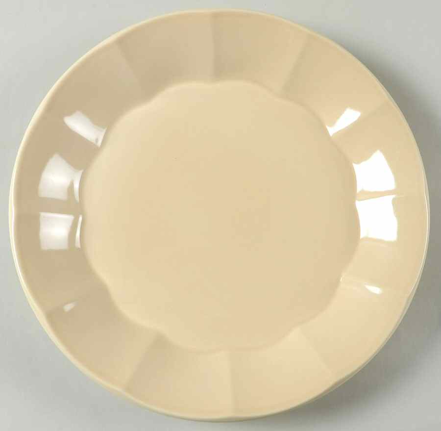 Boxwood Straw Salad Plate by Ralph Lauren China-1