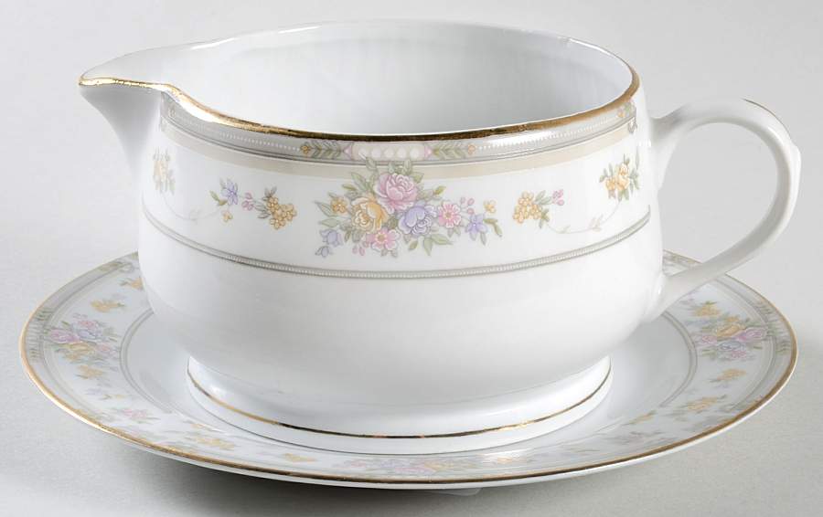 Southampton Gravy Boat & Underplate by Lifetime-1