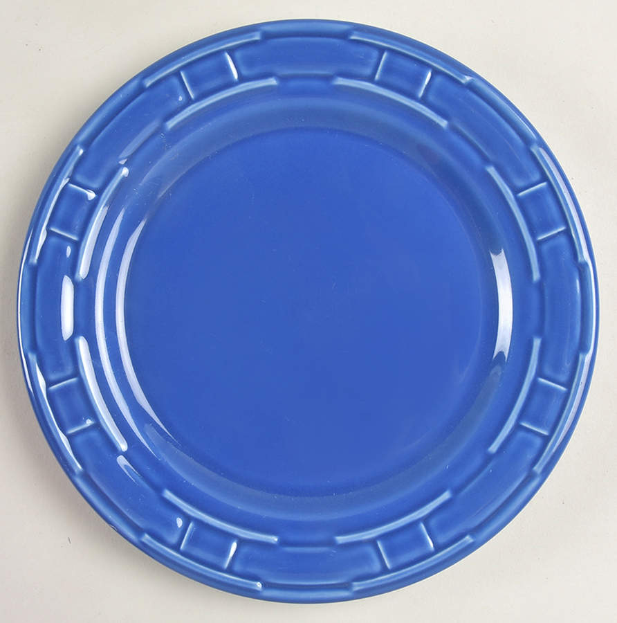 Woven Traditions Cornflower Luncheon Plate by Longaberger-1