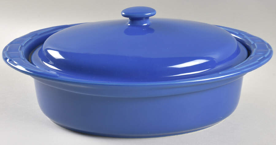 Woven Traditions Cornflower 3 Quart Oval Covered Casserole by Longaberger-1