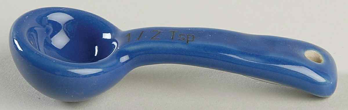 Woven Traditions Cornflower 1/2 Teaspoon Ceramic Measuring Spoon by Longaberger-1