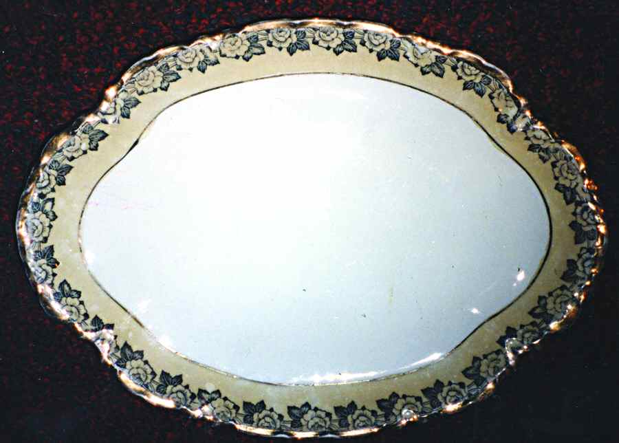 LEG72 12" Oval Serving Platter by F Legrand & Cie-1