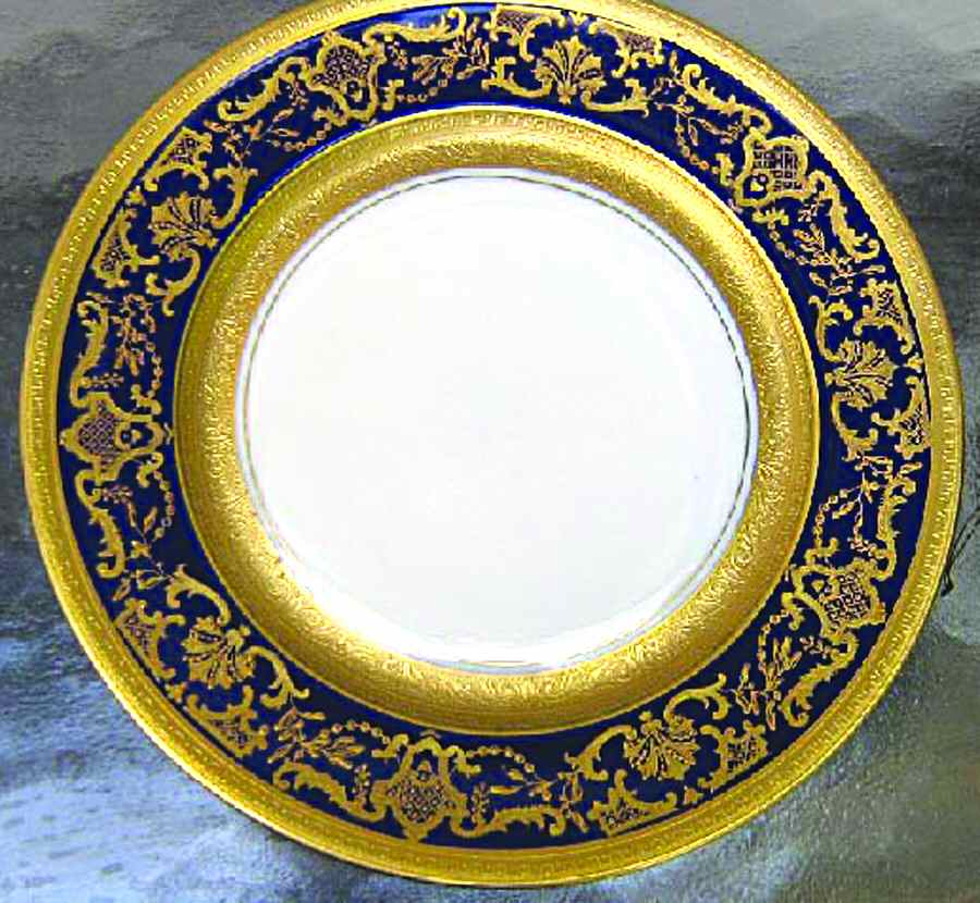 Golden Heritage Dinner Plate by Limoges-French-1