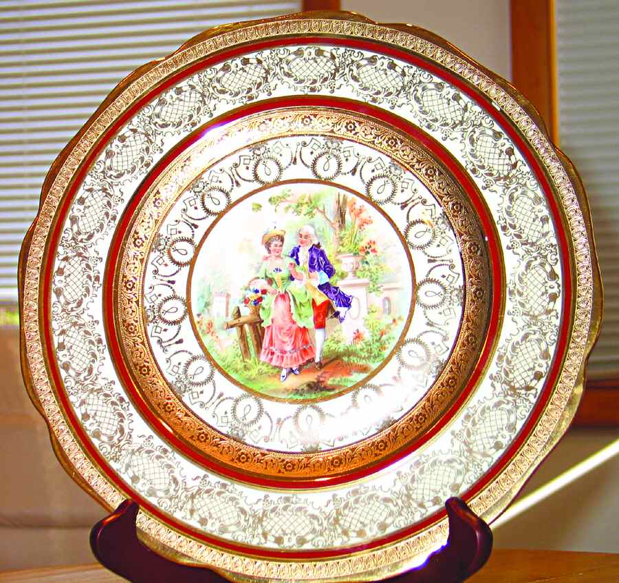LIM295 Dinner Plate by Limoges-French-1