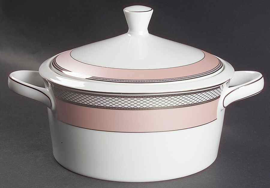 Silk Ribbon Pink 2 Qt Round Covered Casserole by Ralph Lauren China-1