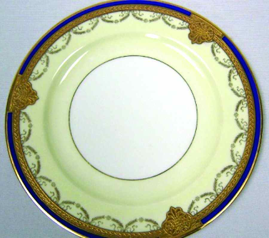 LIM302 Dinner Plate by Limoges-French-1