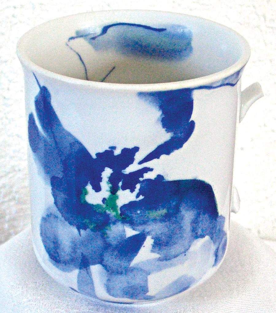 Blues Flat Cup by Lengsfeld Porzellan-1