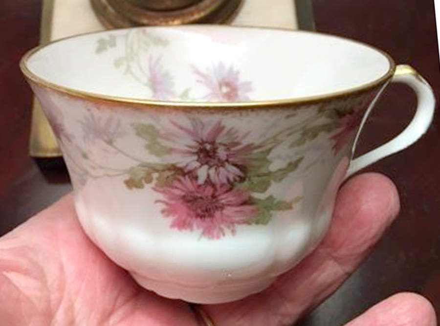 LNT255 Flat Cup & Saucer Set by Lanternier-1