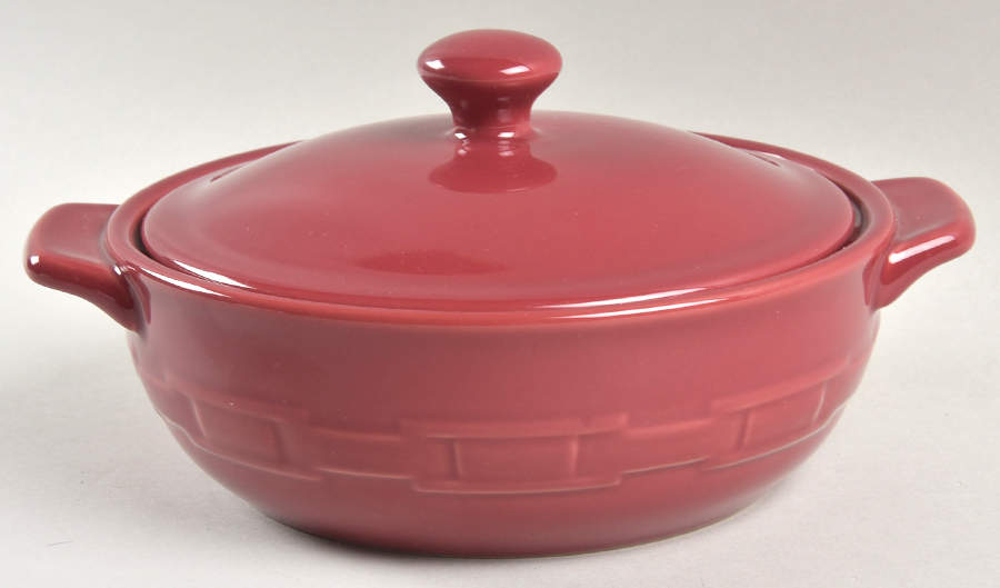 Woven Traditions Paprika 1.50 Pt Round Covered Casserole by Longaberger-1