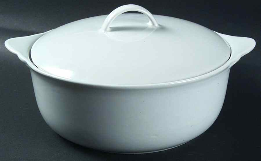 LNN23 2 Qt Round Covered Casserole by Lynn's China-1