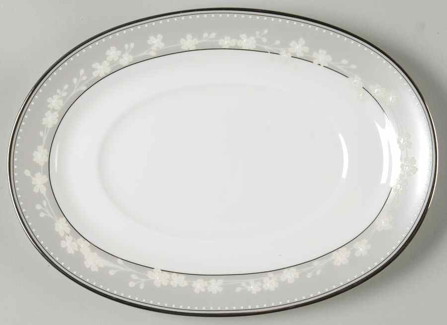 Bellina (Platinum Trim) Underplate for Gravy Boat by Lenox-1