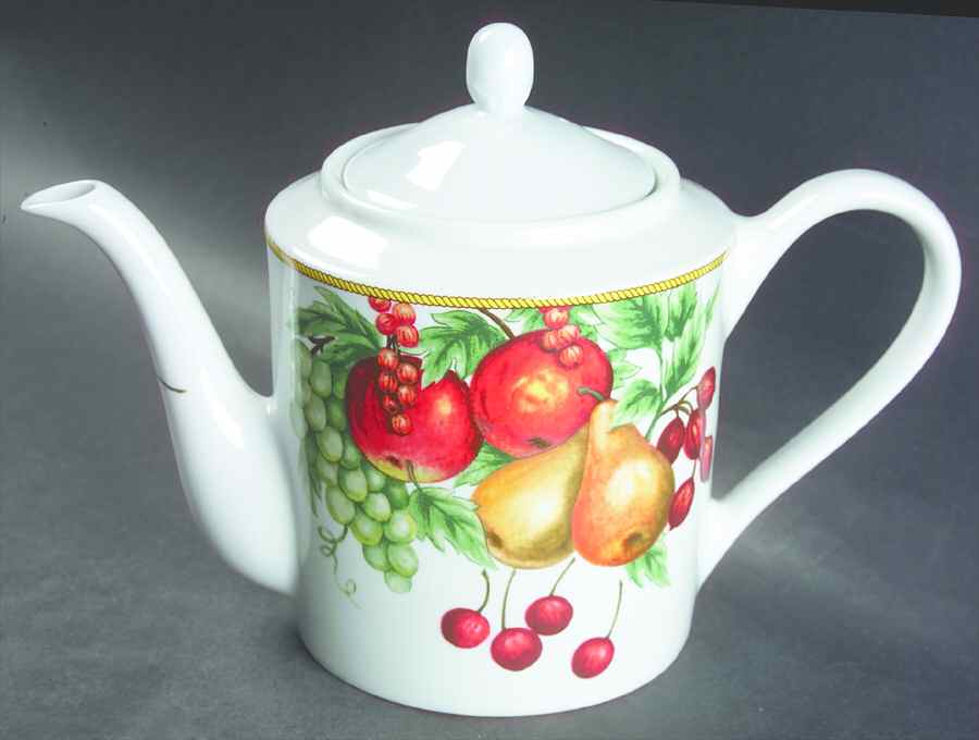Spiced Fruit Punch Teapot & Lid by Lynn's China-1