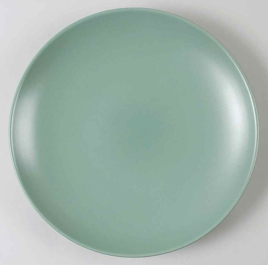 Olivine Green Dinner Plate by Lynn's China-1