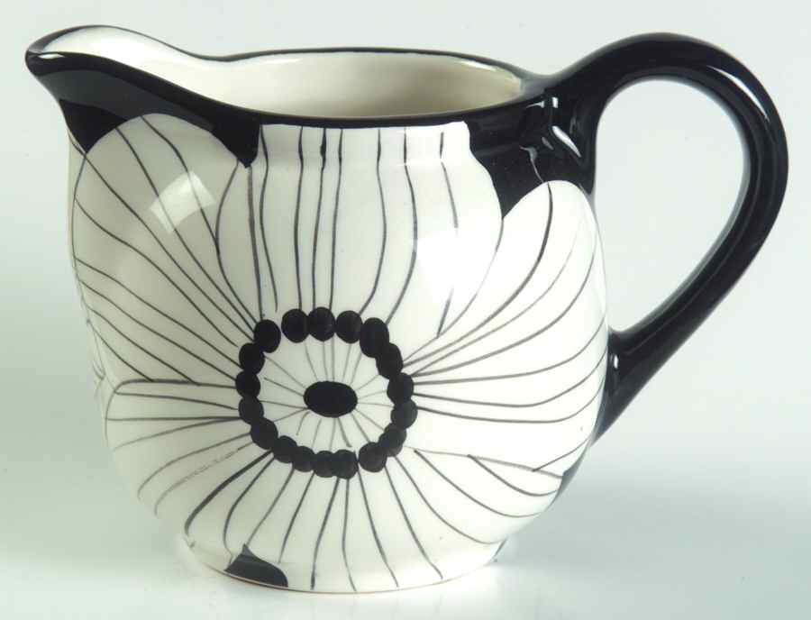 LGA17 Creamer by Laurie Gates-1