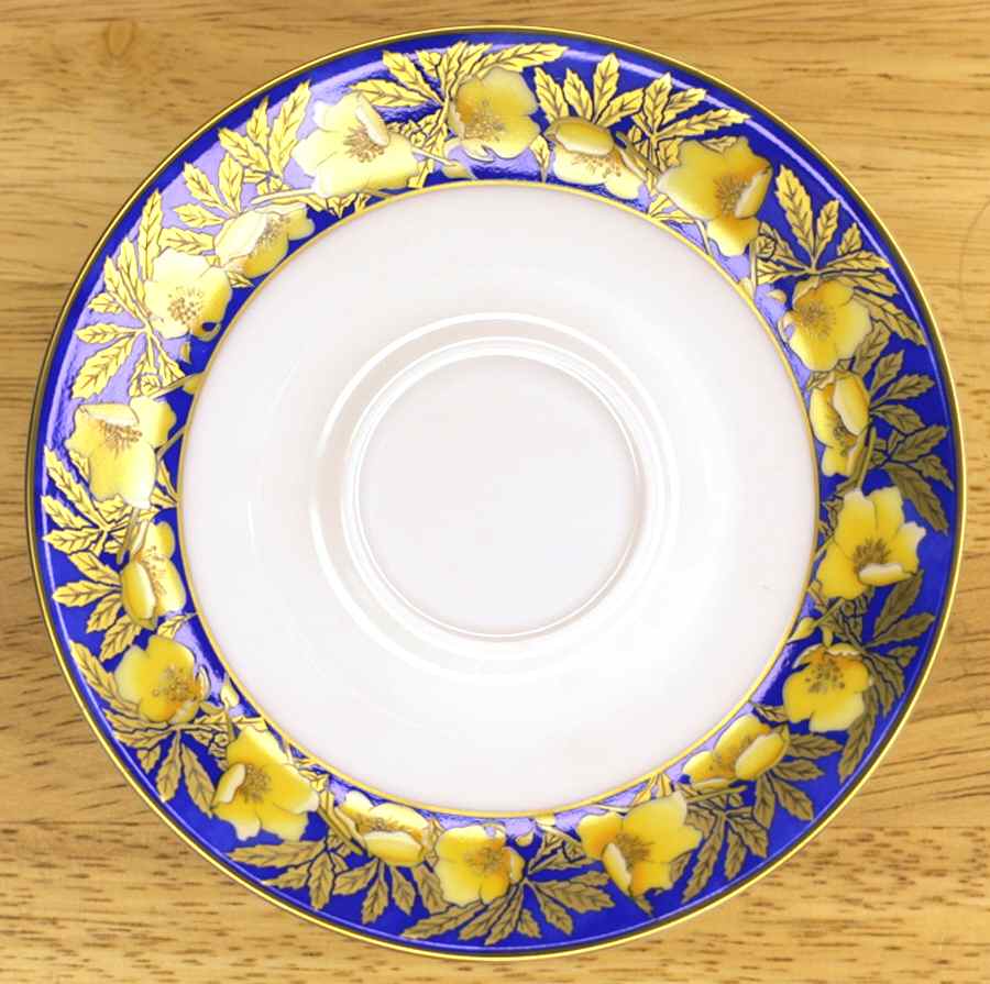 Coquelicot's d'Or Saucer by Lalique-1