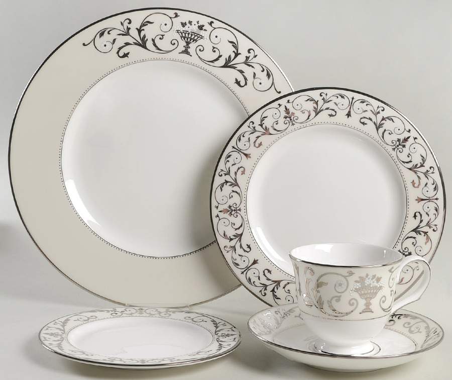 Autumn Legacy 5 Piece Place Setting by Lenox-1