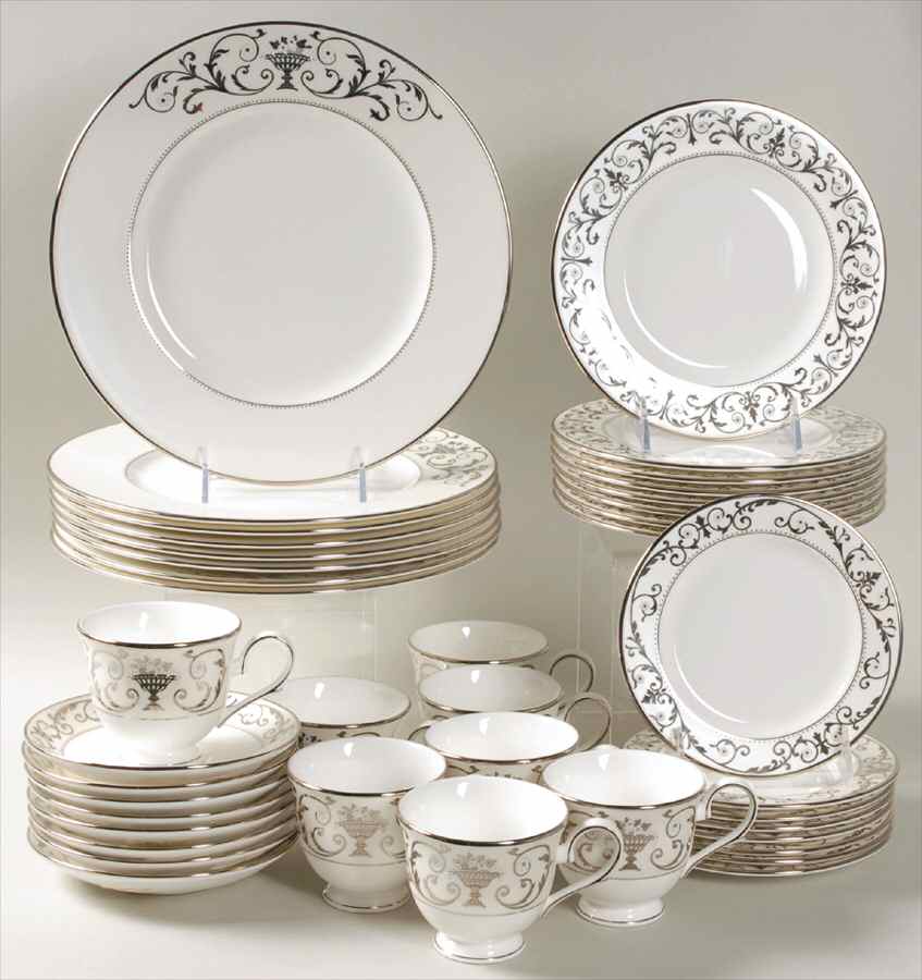 Autumn Legacy 40 Piece Set by Lenox-1