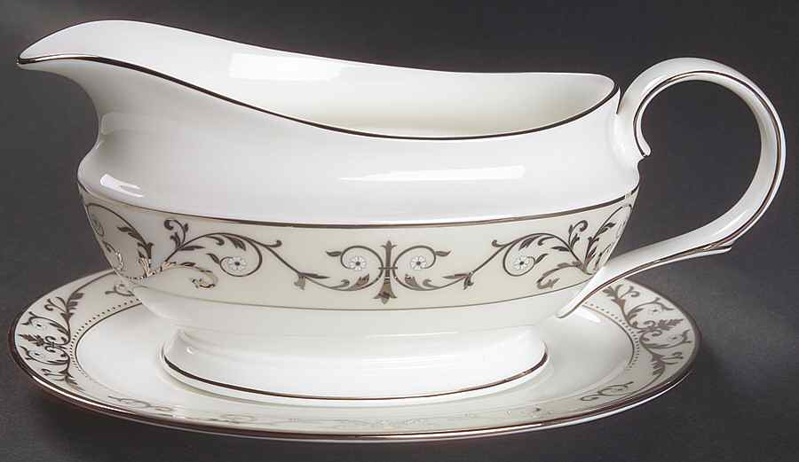 Autumn Legacy Gravy Boat & Underplate by Lenox-1