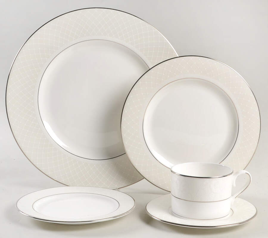 Venetian Lace 40 Piece Estate Set by Lenox-1