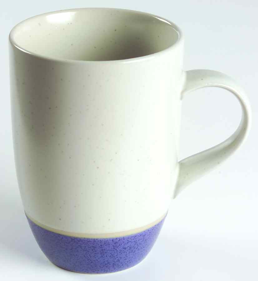 Duo Blueberry Mug by Lindt-Stymeist-1