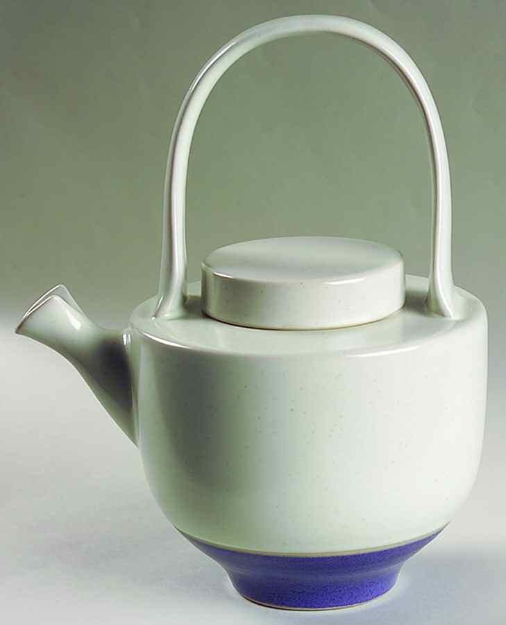 Duo Blueberry Teapot & Lid by Lindt-Stymeist-1