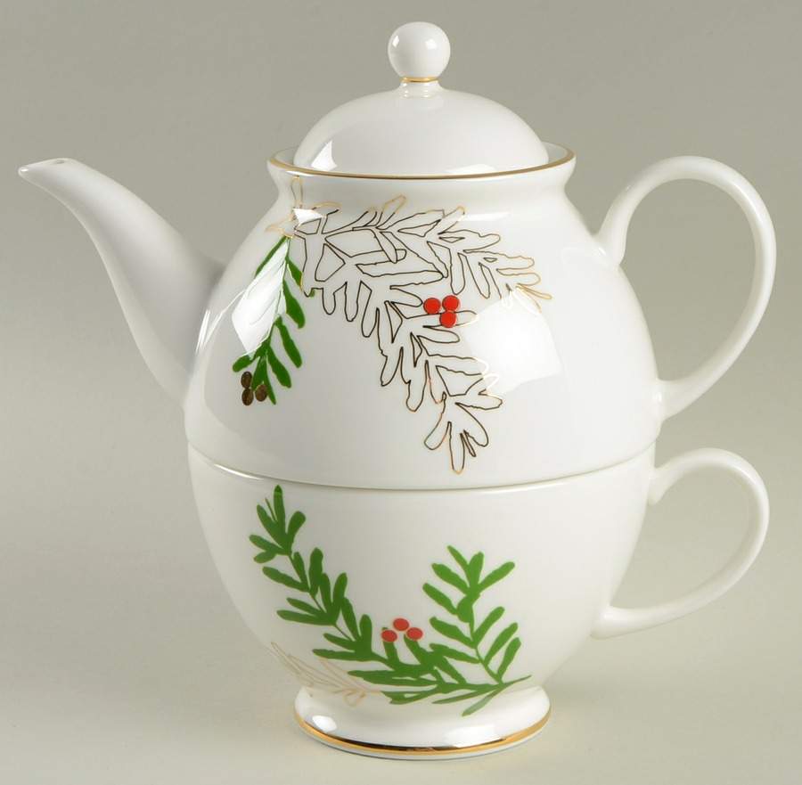 Merry and Bright Pine and Berry Individual Teapot & Lid with Cup by Lenox-1
