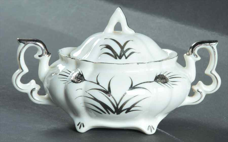 224 (Platinum Wheat & Trim) Mini Sugar Bowl No Lid by Lefton-1