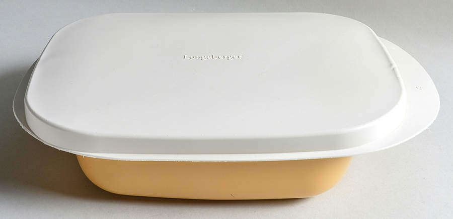 Woven Traditions Butternut 11" Sqaure Baker & Plastic Lid by Longaberger-1