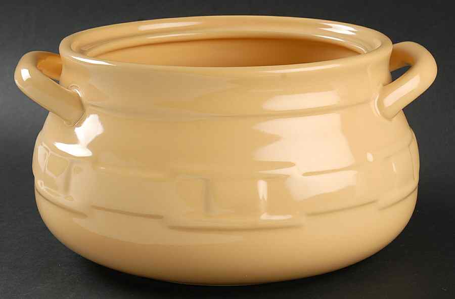 Woven Traditions Butternut Tureen No Lid by Longaberger-1