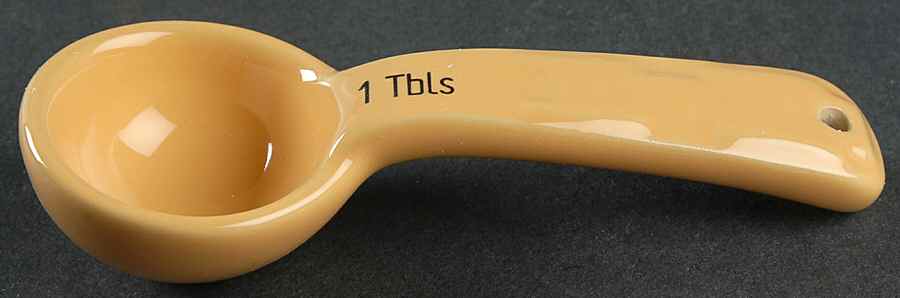 Woven Traditions Butternut 1 Tablespoon Ceramic Measuring Spoon by Longaberger-1