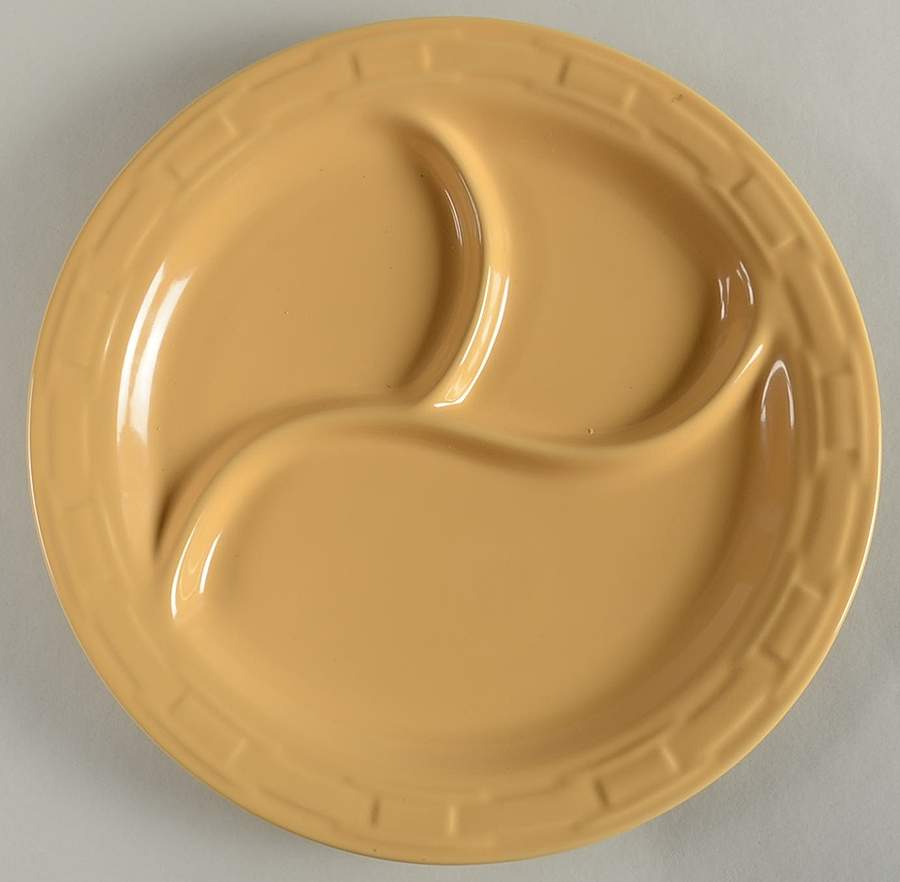 Woven Traditions Butternut (3 Part) Divided Plate by Longaberger-1