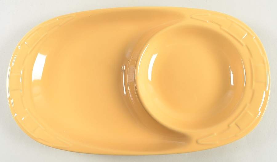 Woven Traditions Butternut Oval Snack Tray by Longaberger-1