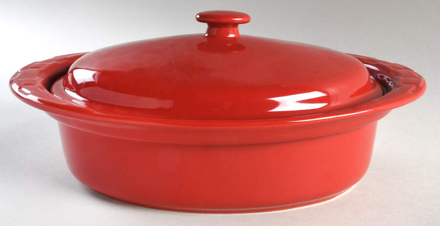 Woven Traditions Tomato (Red) 3 Quart Oval Covered Casserole by Longaberger-1