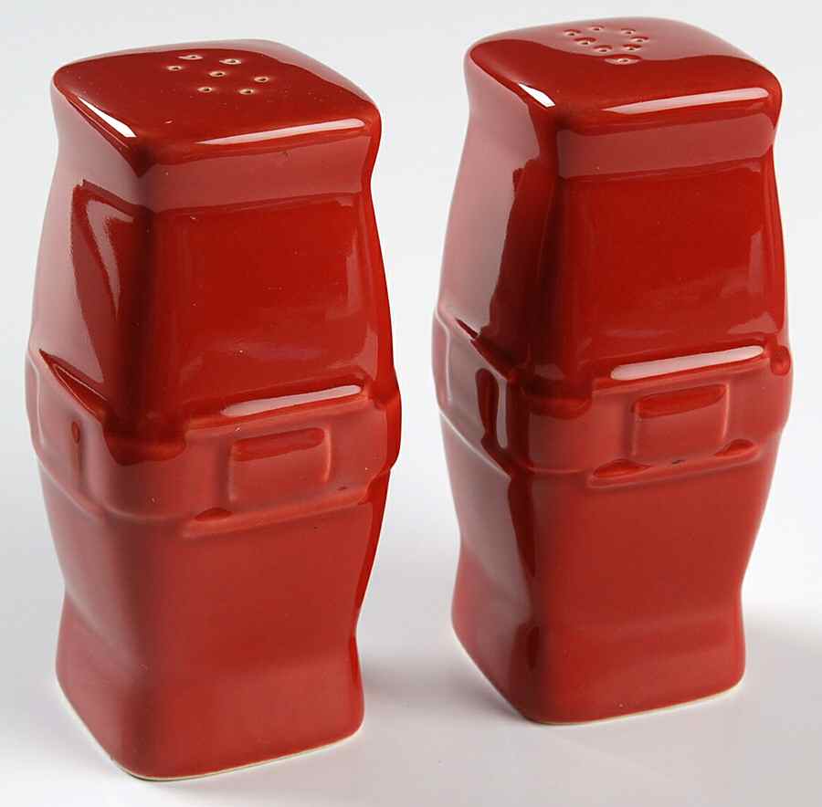 Woven Traditions Tomato (Red) Salt & Pepper Set by Longaberger-1