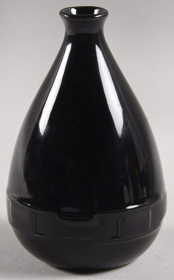 Woven Traditions Ebony Reed Diffuser by Longaberger-1