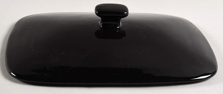 Woven Traditions Ebony Lid for 1.5 Qt Rectangular Casserole by Longaberger-1